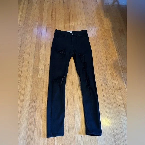 TopShop Ripped Black Jeans - Picture 1 of 5
